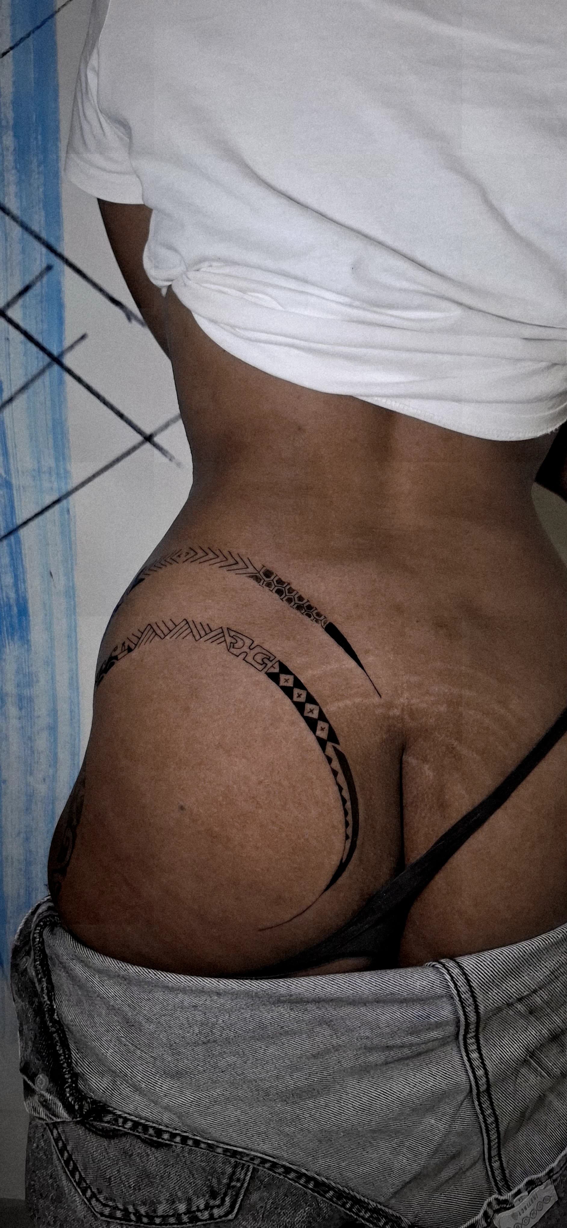 Tatouage par Mata vaha, tatoueur à Saint-Denis