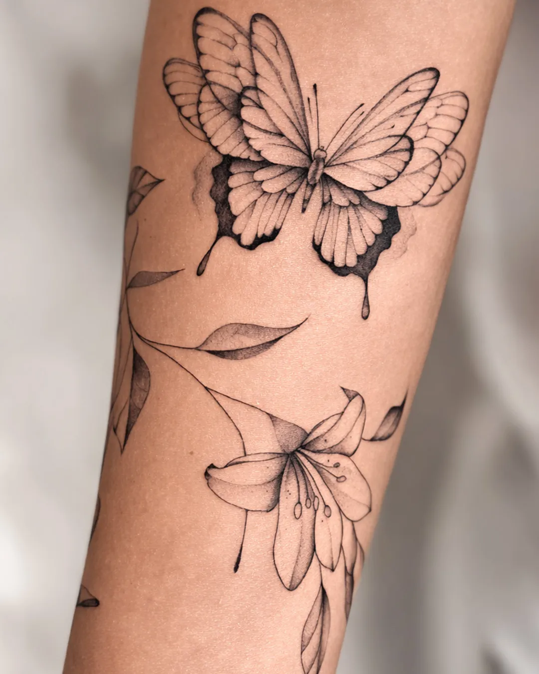 Flash Papillon dotwork par Mathieu