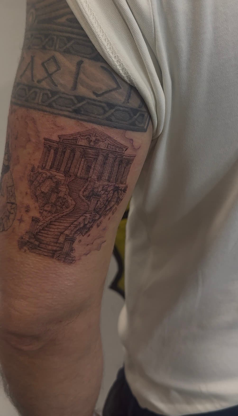 Tatouage par Borikoi, tatoueur à Saint-Denis