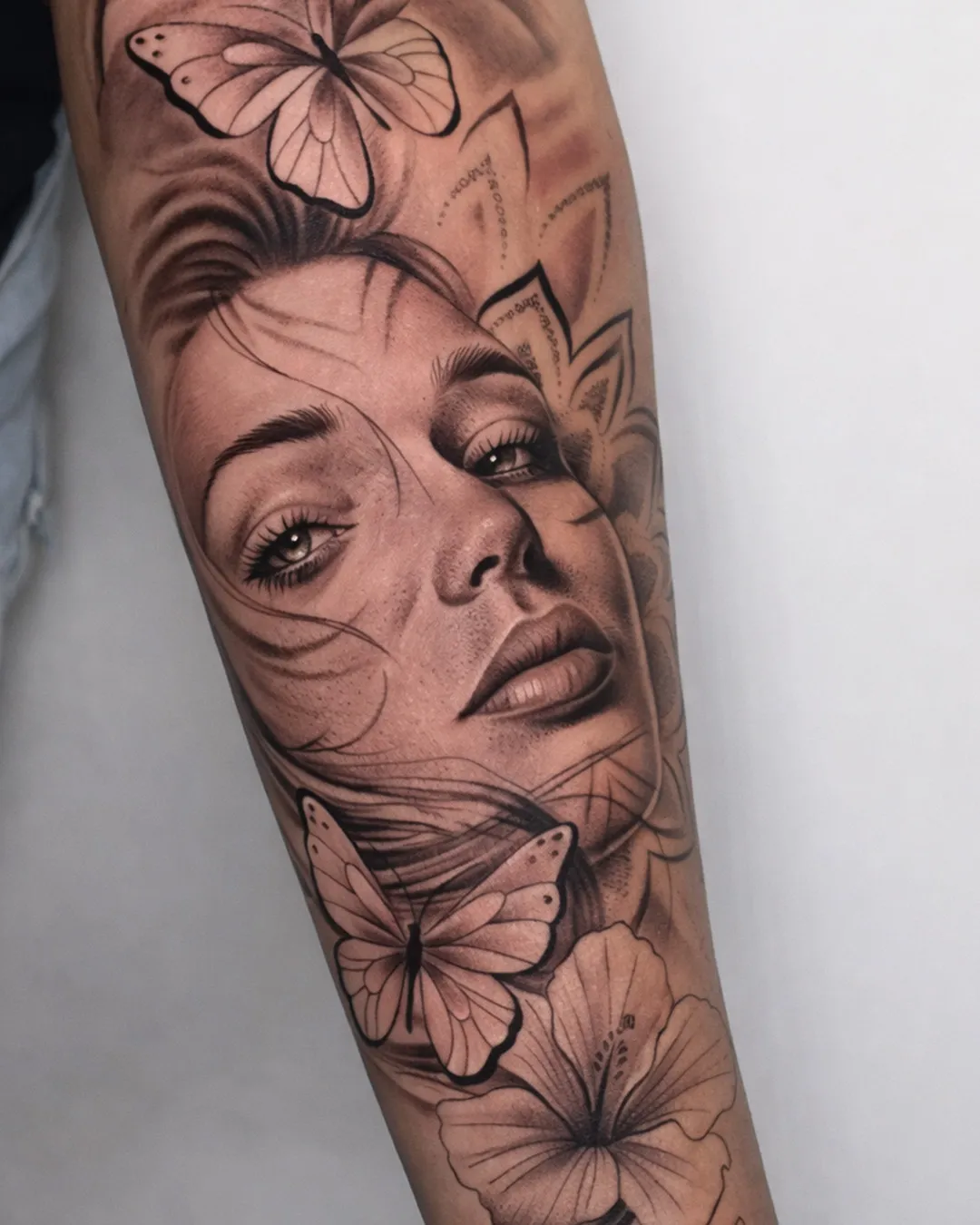 Tatouage par JM, tatoueur à Saint-Denis